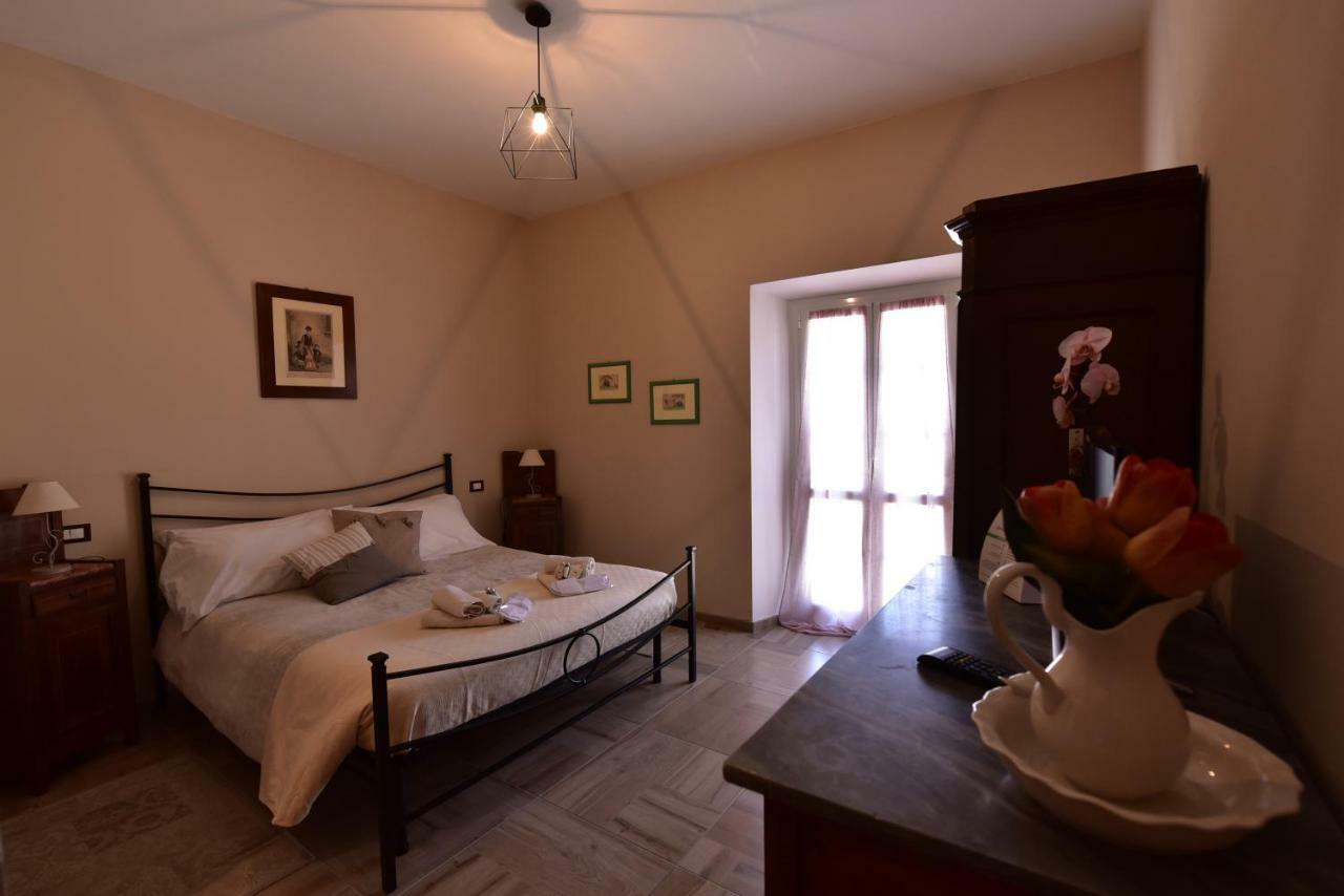 Casa Nina Bed & Breakfast Toirano Exterior photo